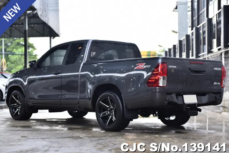 Toyota Hilux in Gray for Sale Image 1